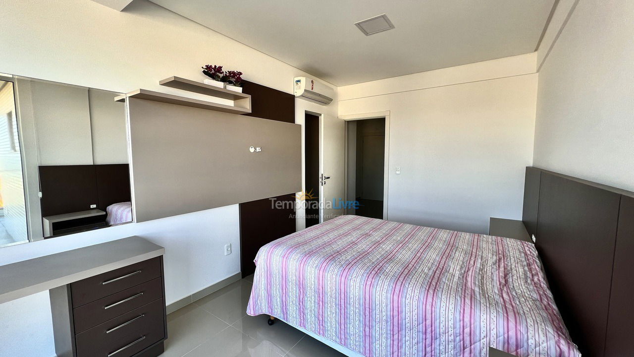 Apartment for vacation rental in Bombinhas (Canto Grande)