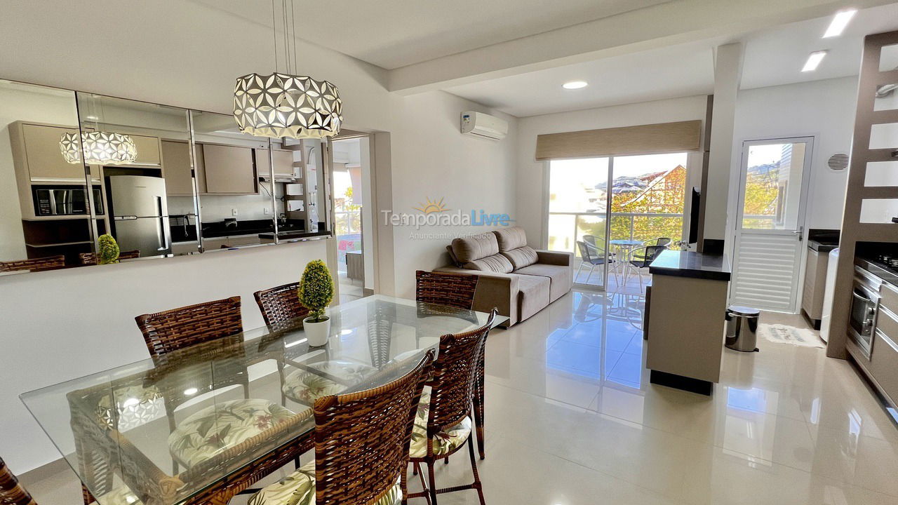 Apartamento para aluguel de temporada em Bombinhas (Canto Grande)