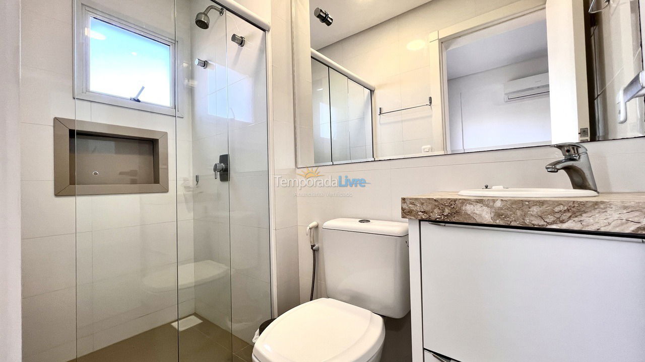 Apartamento para aluguel de temporada em Bombinhas (Canto Grande)