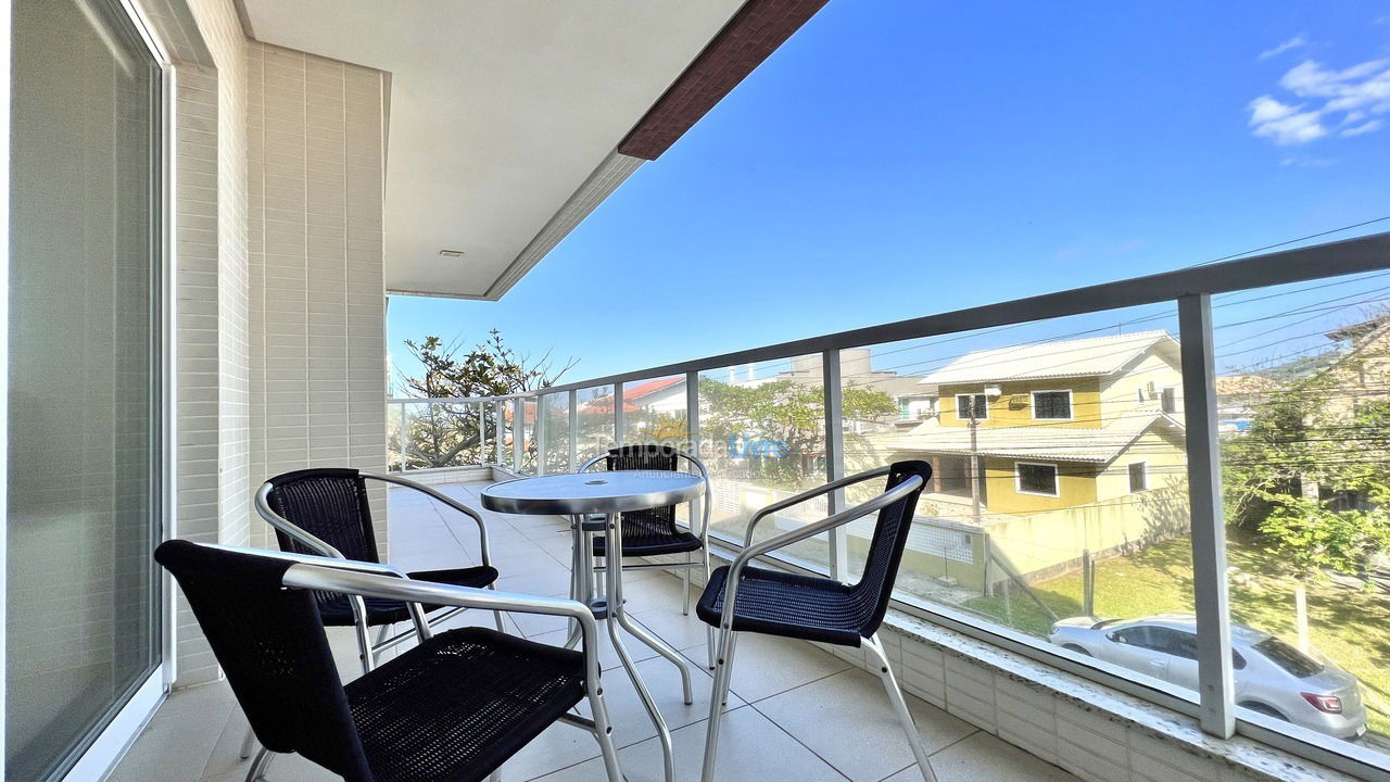 Apartamento para aluguel de temporada em Bombinhas (Canto Grande)