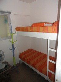 Apartamento Guarujá - Enseada - 3 Dormitórios - 1 Suite - 7 pessoas