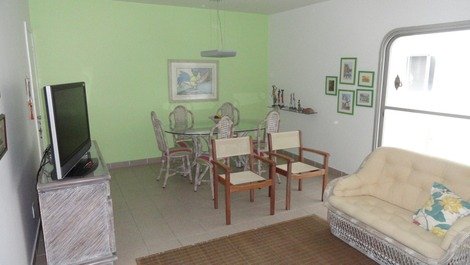 Apartamento Guarujá - Enseada - 3 Dormitorios - 1 Suite - 7 personas