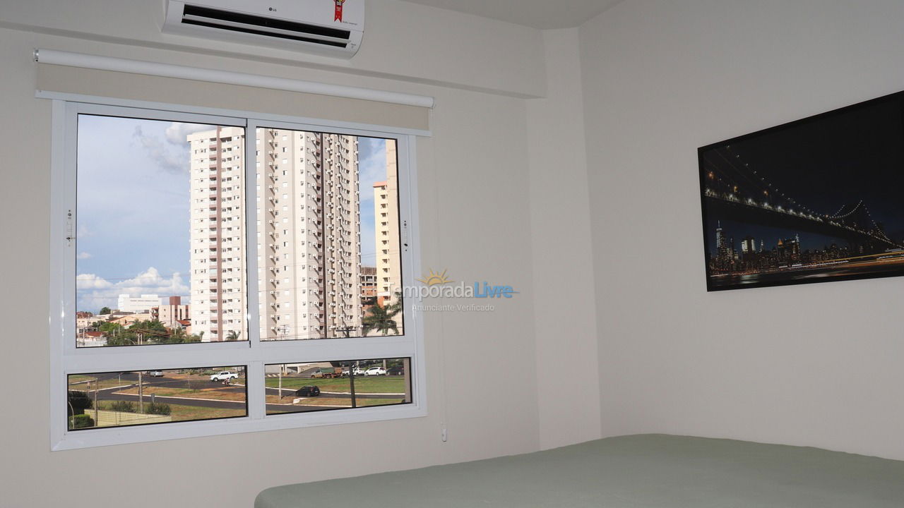Apartment for vacation rental in Ribeirão Preto (Iguatemi)