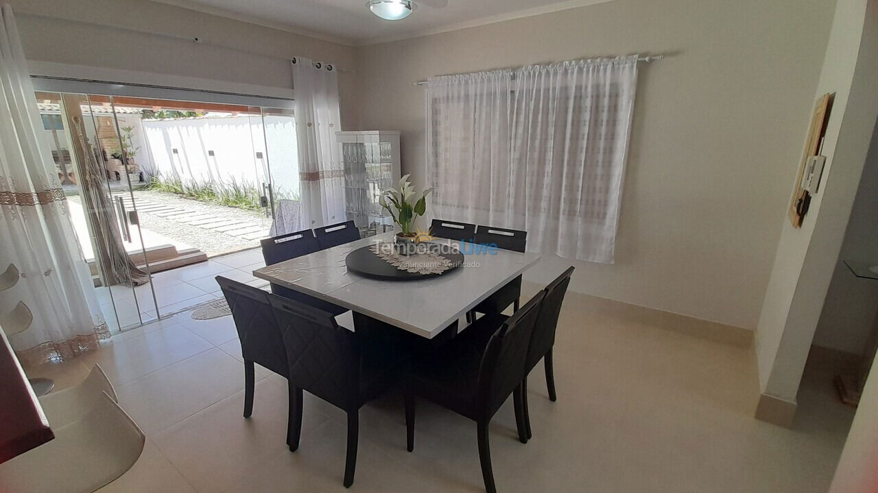Casa para alquiler de vacaciones em Paraty (Caborê)
