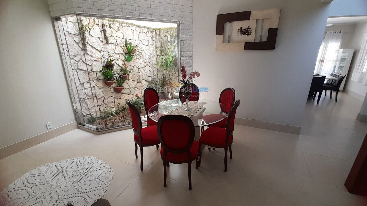 Casa para alquiler de vacaciones em Paraty (Caborê)