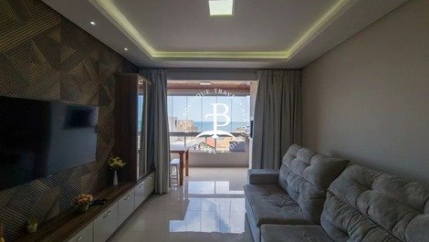 ¡Apartamento con vista al mar en el centro de la Playa de Bombinhas!