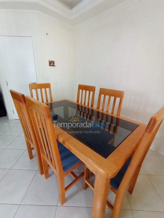 Apartment for vacation rental in Itapema (Meia Praia)