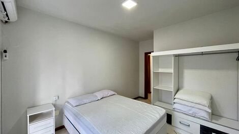 04 habitaciones, 01 suites - Pista MAR - 02 plazas de garaje