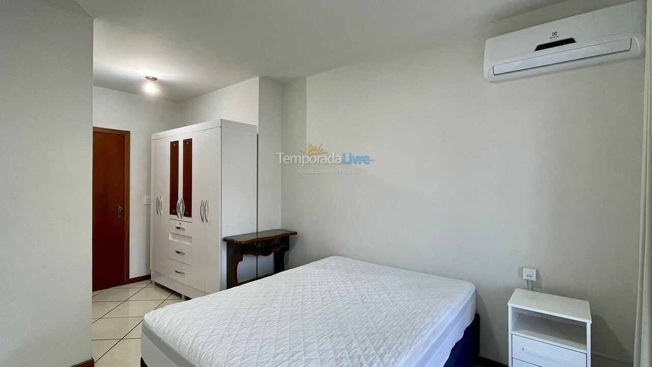 Apartamento para alquiler de vacaciones em Itapema (Meia Praia)