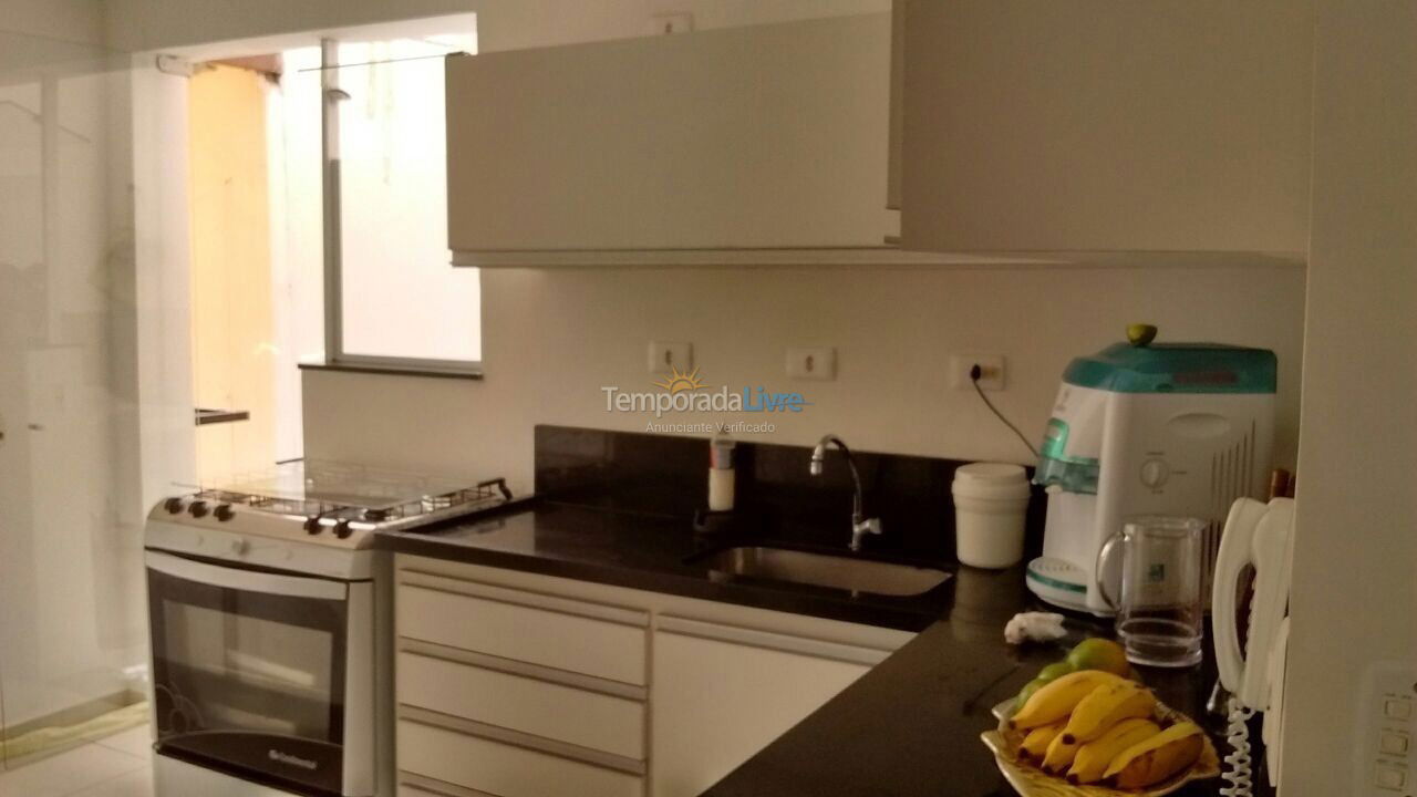 Apartamento para aluguel de temporada em Guarujá (Enseada)