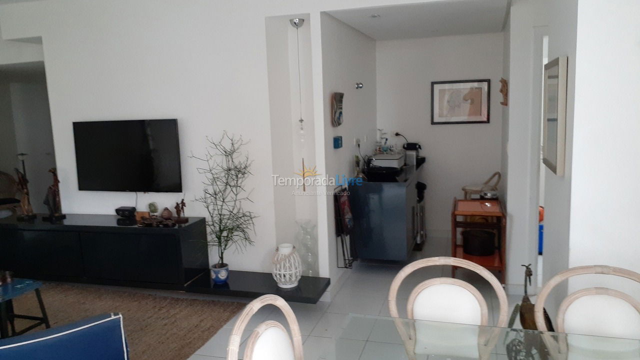 Apartment for vacation rental in Guarujá (Enseada)