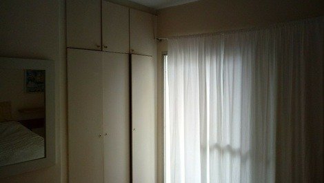 Apartamento Guarujá - Enseada - 3 Dormitórios - 6 pessoas
