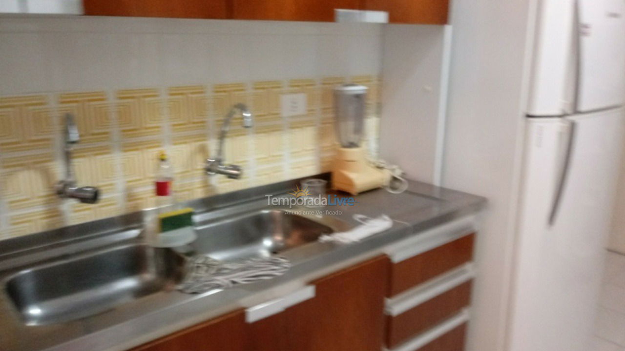 Apartamento para aluguel de temporada em Guarujá (Enseada)