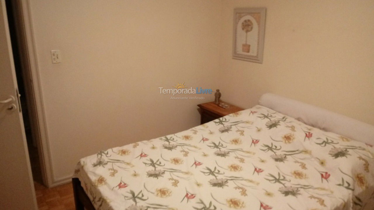 Apartamento para aluguel de temporada em Guarujá (Enseada)