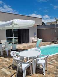 Linda casa com piscina