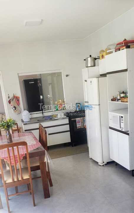 Casa para aluguel de temporada em Balneário Piçarras (Itacolomi)