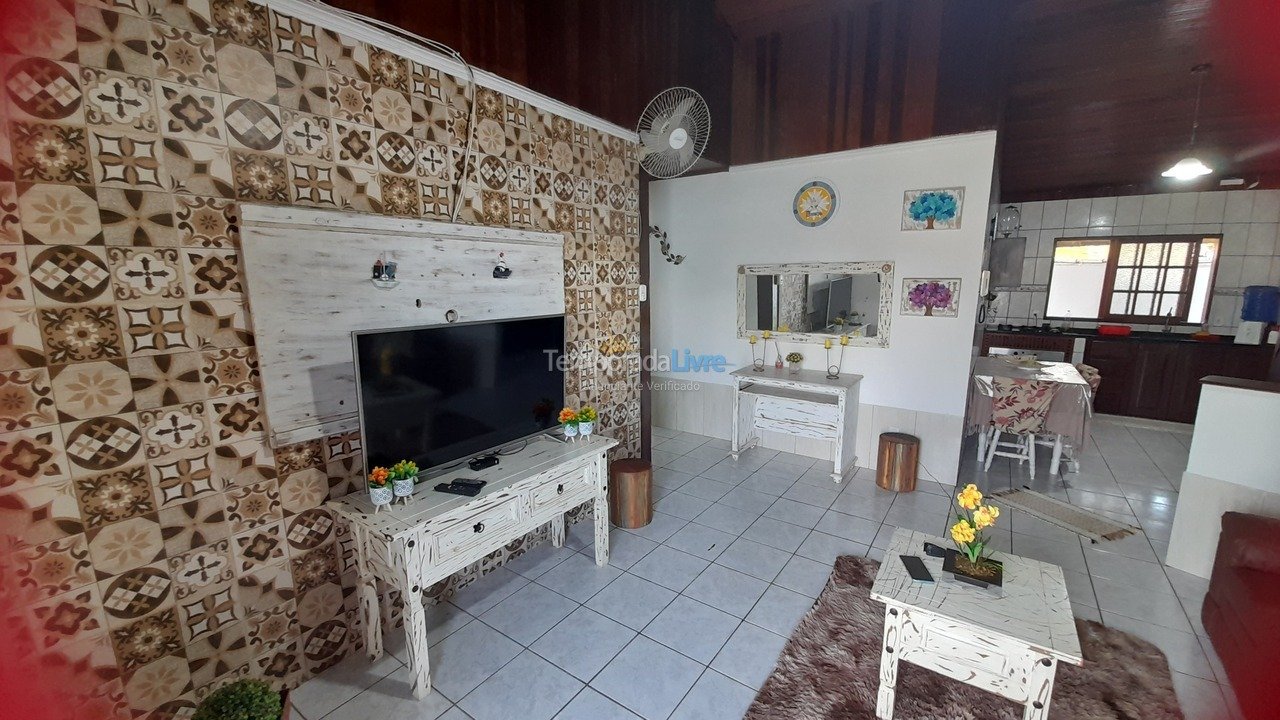 Casa para aluguel de temporada em Paraty (Praia de Jabaquara)