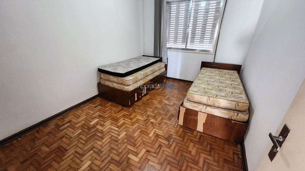 Apartamento para aluguel de temporada em Guarujá (Pitangueiras)