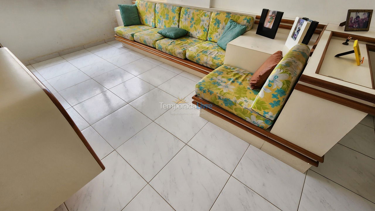 Apartment for vacation rental in Guarujá (Pitangueiras)