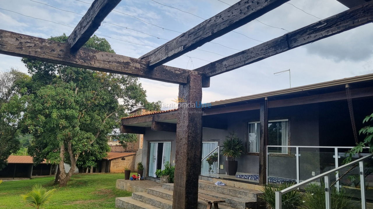 Chácara / sítio para aluguel de temporada em Mário Campos (São Tarcisio)
