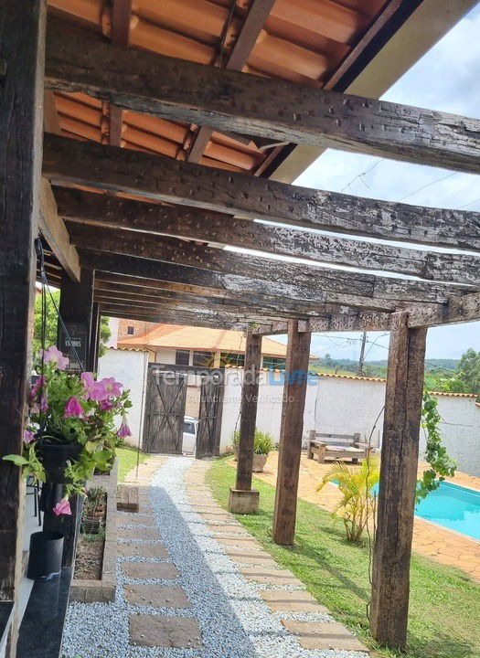 Chácara / sítio para aluguel de temporada em Mário Campos (São Tarcisio)