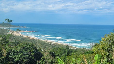 Casa de Pedras com Vista para o Mar