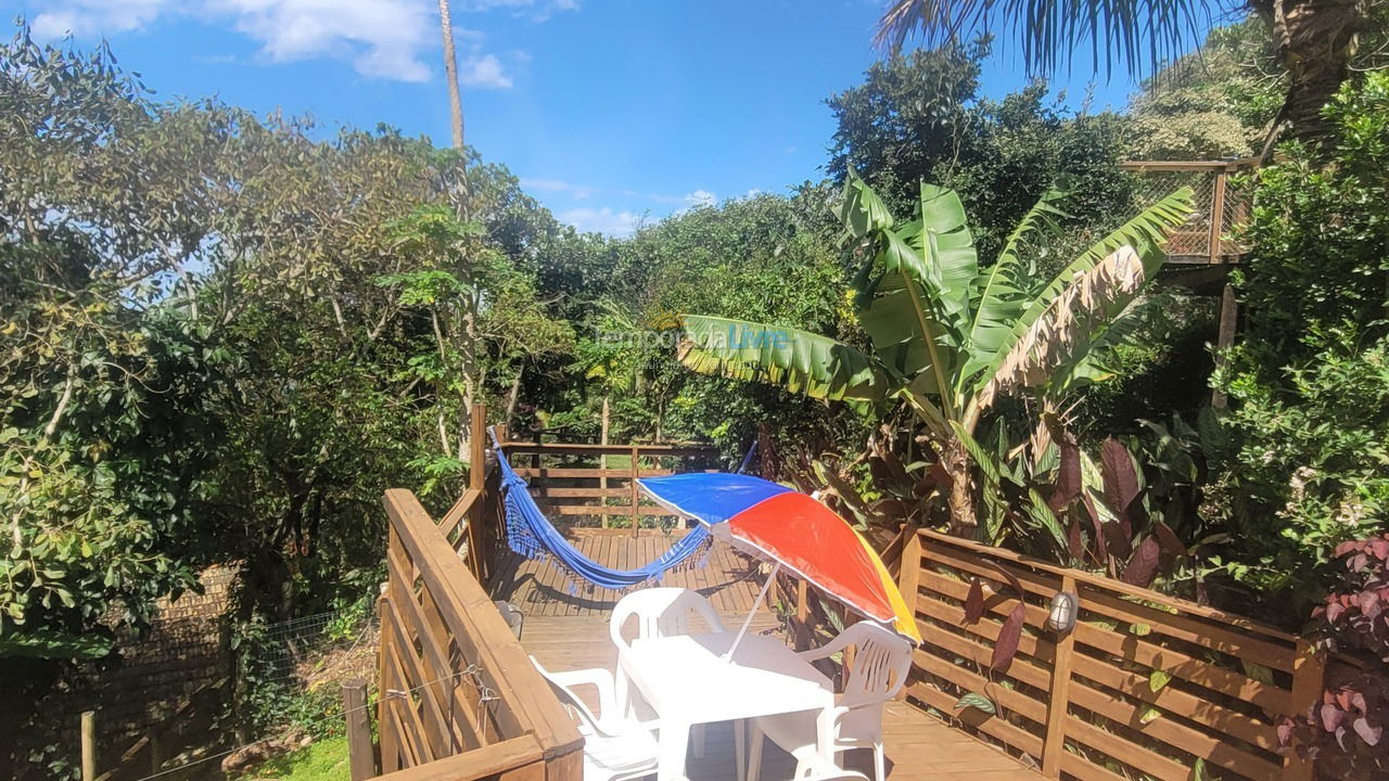 Casa para aluguel de temporada em Florianópolis (Praia Mole)