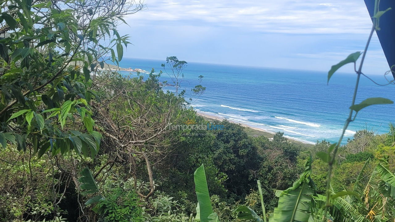 Casa para aluguel de temporada em Florianópolis (Praia Mole)