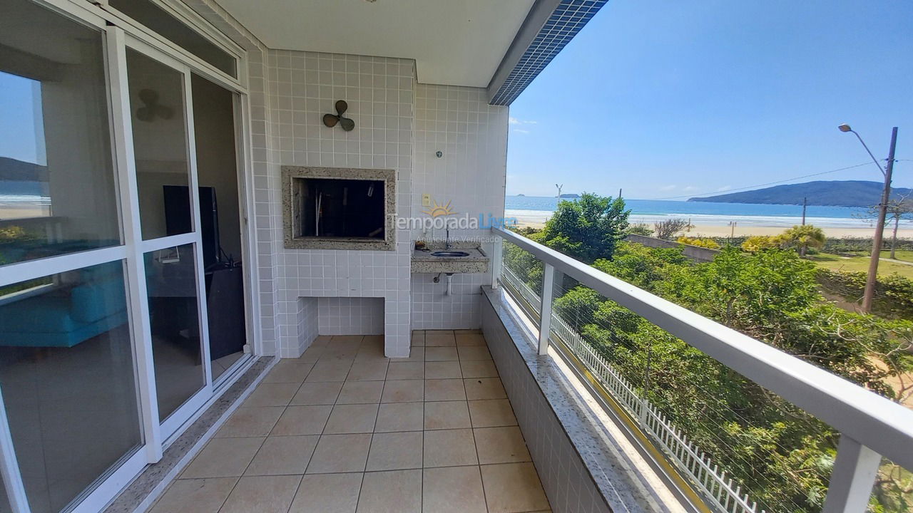 Apartamento para aluguel de temporada em Florianopolis (Praia dos Ingleses)