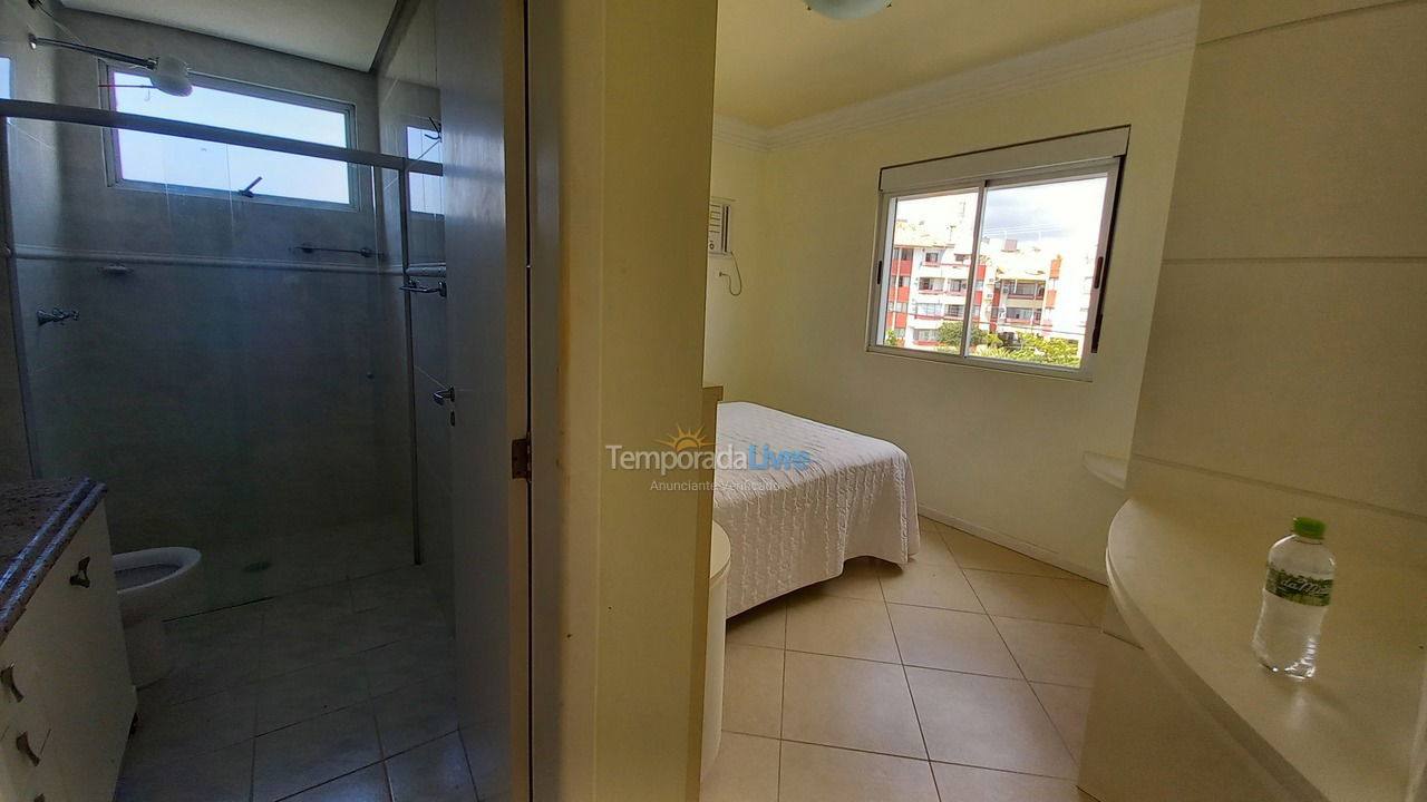 Apartamento para aluguel de temporada em Florianopolis (Praia dos Ingleses)