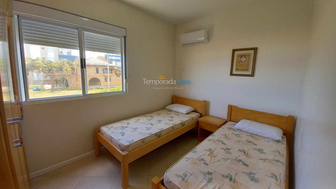 Apartamento para aluguel de temporada em Florianopolis (Praia dos Ingleses)