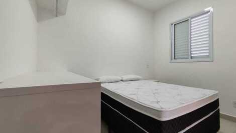 Apartments in Ubatuba with pool and barbecue.