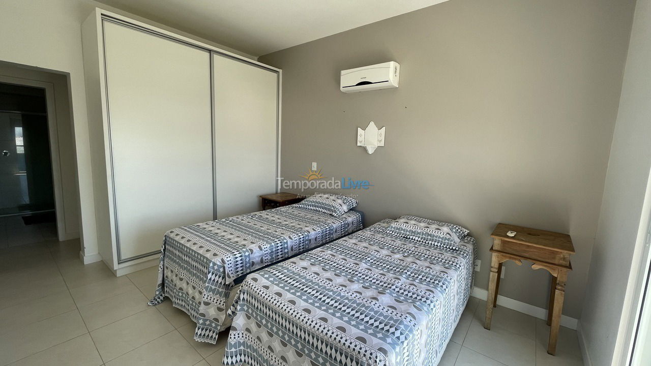 Apartment for vacation rental in Florianópolis (Praia do Santinho)