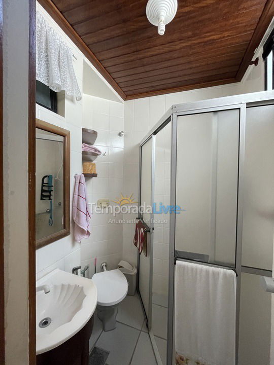 Apartamento para aluguel de temporada em Florianopolis (Praia dos Ingleses)