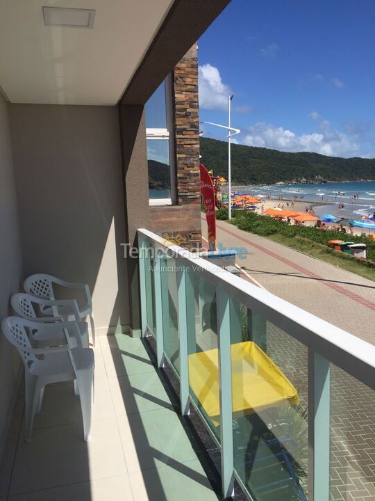 Apartamento para aluguel de temporada em Bombinhas (Praia de Bombas)