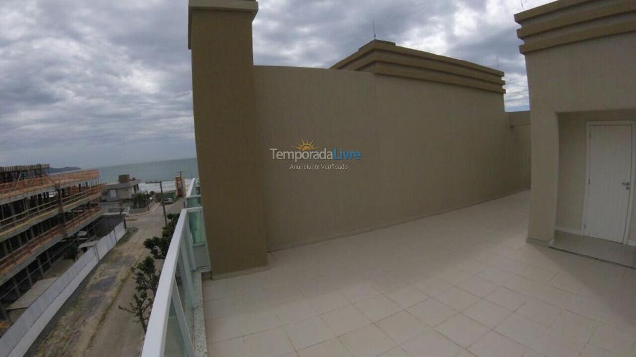 Apartamento para aluguel de temporada em Bombinhas (Canto Grande)