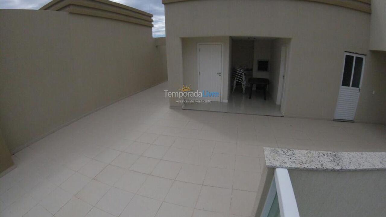 Apartamento para aluguel de temporada em Bombinhas (Canto Grande)