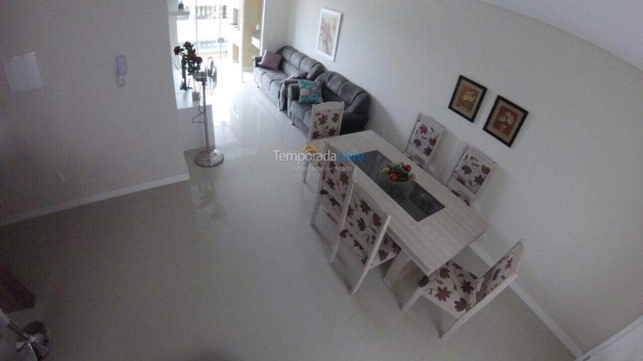 Apartamento para aluguel de temporada em Bombinhas (Canto Grande)