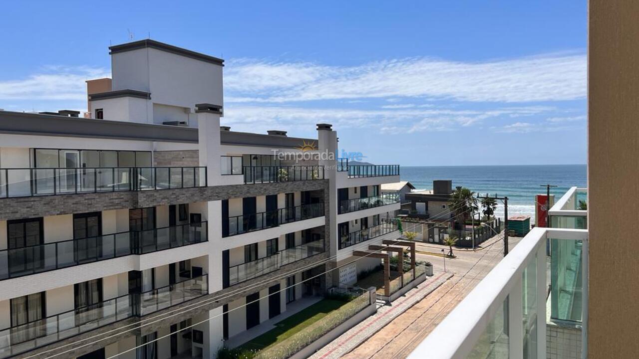 Apartamento para aluguel de temporada em Bombinhas (Canto Grande)
