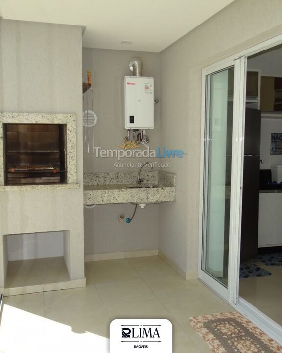 Apartamento para aluguel de temporada em Bombinhas (Canto Grande)