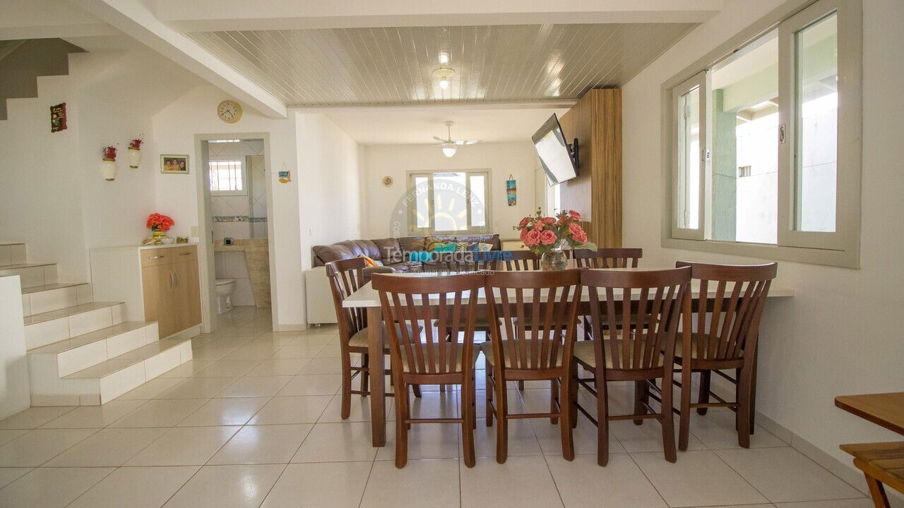 House for vacation rental in Bombinhas (Canto Grande)