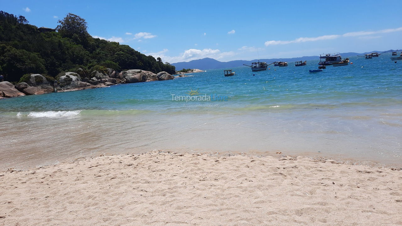 Casa para alquiler de vacaciones em Governador Celso Ramos (Canto dos Ganchos)