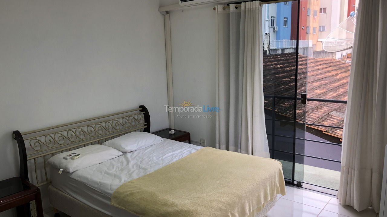 House for vacation rental in Itapema (Centro)