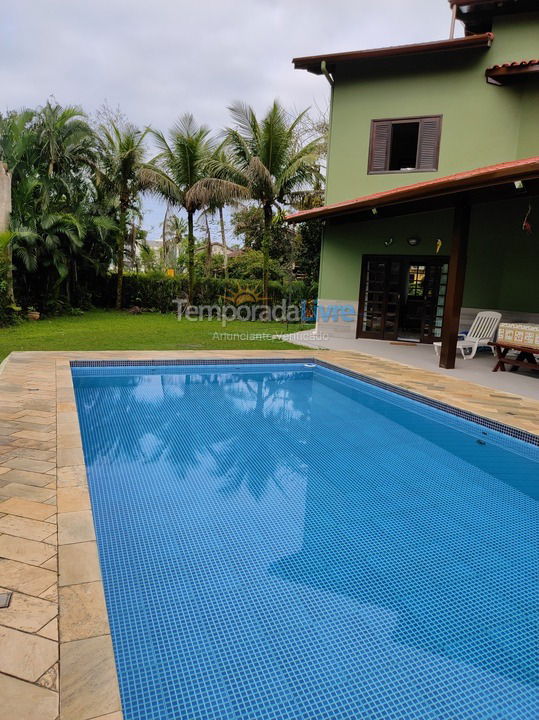 Casa para aluguel de temporada em Bertioga (Praia de Guaratuba)