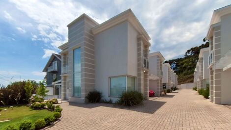 House in Cinnamon