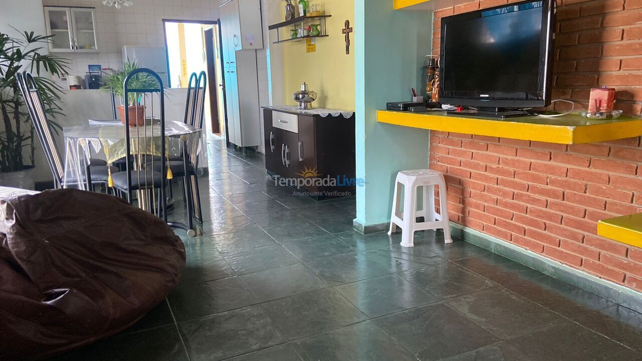 House for vacation rental in Guarujá (Jardim Virginia Praia da Enseada)