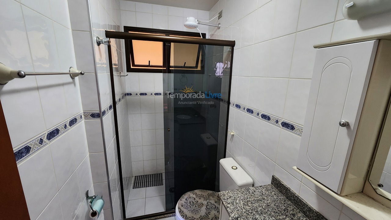 Apartamento para aluguel de temporada em Guarujá (Pitangueiras)