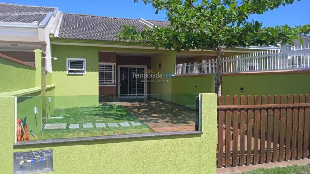 House for vacation rental in Itapoá (Itapema Norte)