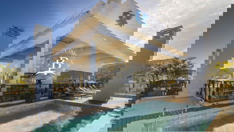 Exclusivo Residencial en Bombas y Playa Bombinhas! Impresionante apartamento!