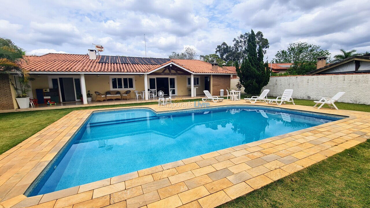 Ranch for vacation rental in Mairinque (Condomínio Porta do Sol)
